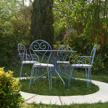 Au Pre Du Moulin Bed & Breakfast